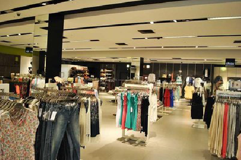 宁陕商场里的店面怎么装修？